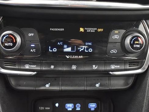 Used 2020 Hyundai Santa Fe SEL w/ Convenience + Premium Package AWD/4WD image 34