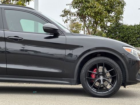 Used 2019 Alfa Romeo Stelvio Ti Sport w/ Quick Order Package 22S Sport AWD/4WD image 36