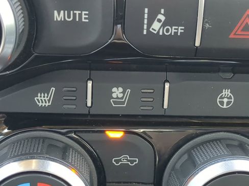 Used 2022 RAM 3500 Laramie image 24