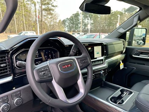 New 2026 GMC Sierra 2500 SLT w/ SLT Premium Package image 10