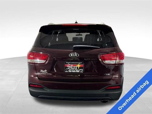 Used 2017 Kia Sorento AWD image 6