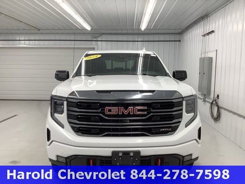 Used 2024 GMC Sierra 1500 AT4 w/ AT4 Preferred Package image 2