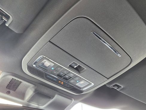 Used 2024 Ford F150 Platinum w/ Equipment Group 702A High image 22