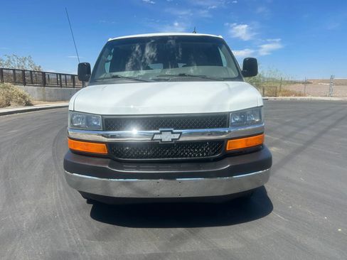 Used 2015 Chevrolet Express 3500 LT w/ LT Preferred Equipment Group RWD image 2