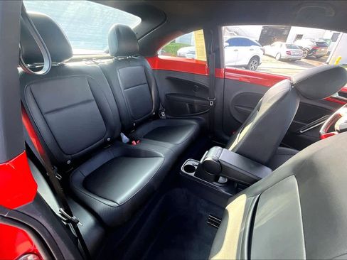 Used 2017 Volkswagen Beetle 1.8T SE image 21