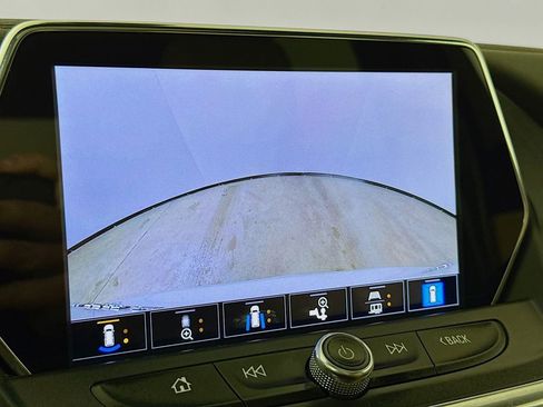 Used 2020 Chevrolet Blazer Premier w/ Driver Confidence II Package image 16