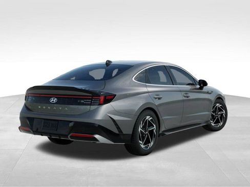 New 2026 Hyundai Sonata SEL image 4