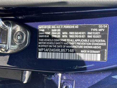 Used 2024 Porsche Macan GTS AWD/4WD image 34