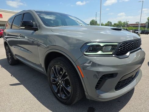 Used 2024 Dodge Durango GT AWD/4WD image 3