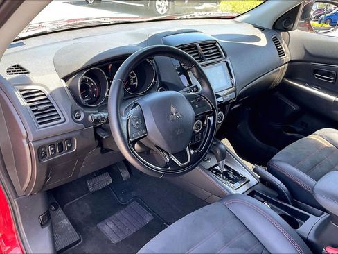 Used 2019 Mitsubishi Outlander Sport GT AWD/4WD image 13