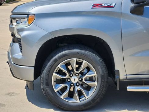 Used 2023 Chevrolet Silverado 1500 RST AWD/4WD image 8