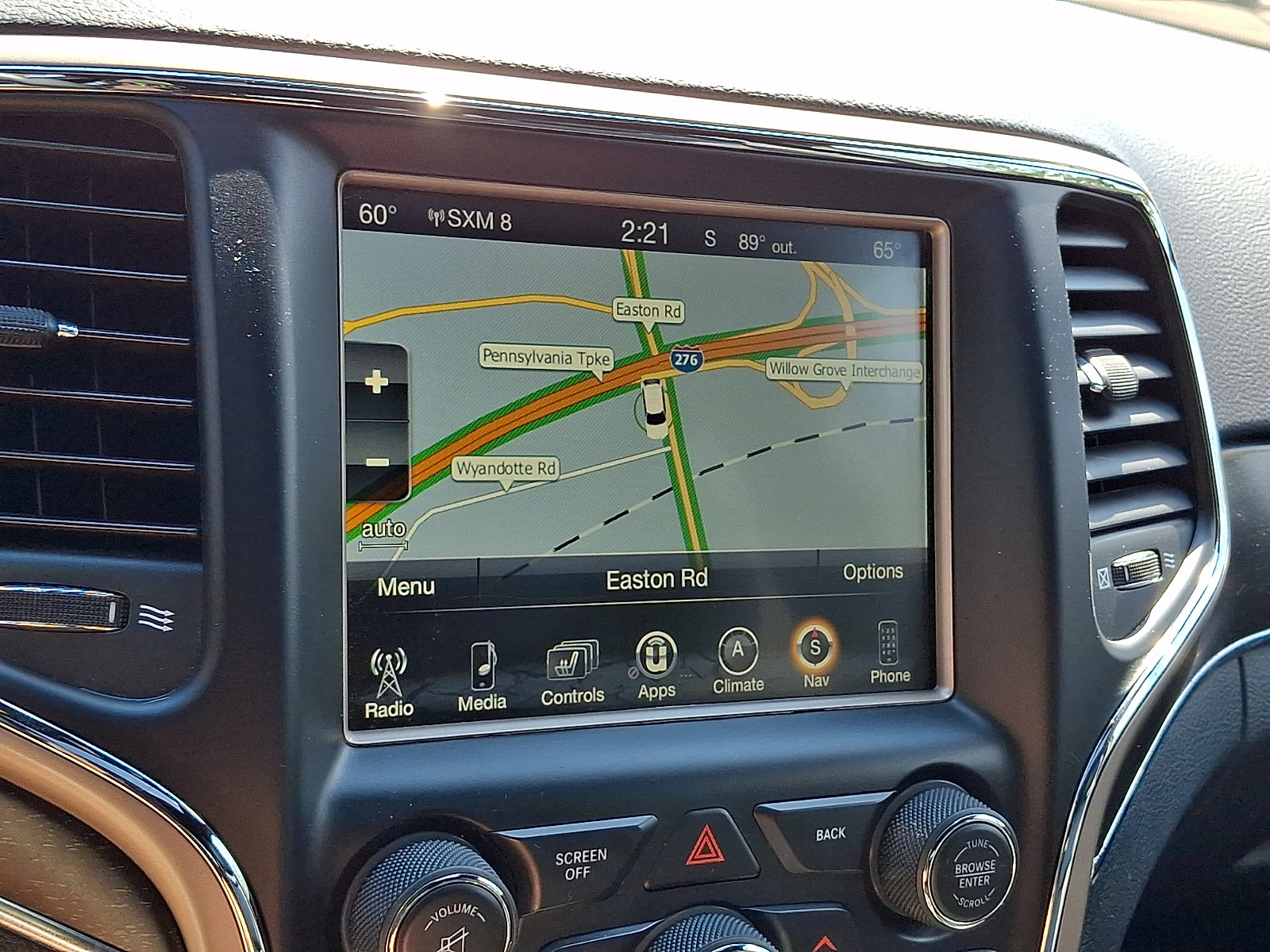 Used 2017 Jeep Grand Cherokee Limited AWD/4WD image 18