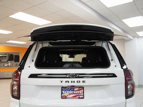 Used 2023 Chevrolet Tahoe Z71 w/ Luxury Package image 10
