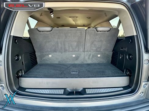 Used 2020 Cadillac Escalade Luxury AWD/4WD image 40