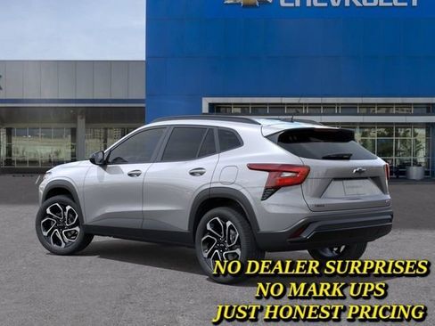 New 2026 Chevrolet Trax RS w/ Driver Confidence Package FWD image 3