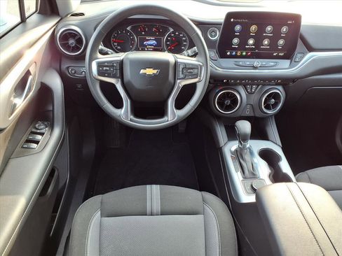 Used 2023 Chevrolet Blazer LT w/ Driver Confidence Package image 2