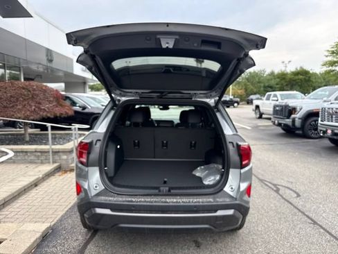 New 2027 GMC Terrain Elevation w/ Elevation Premium Package AWD/4WD image 23