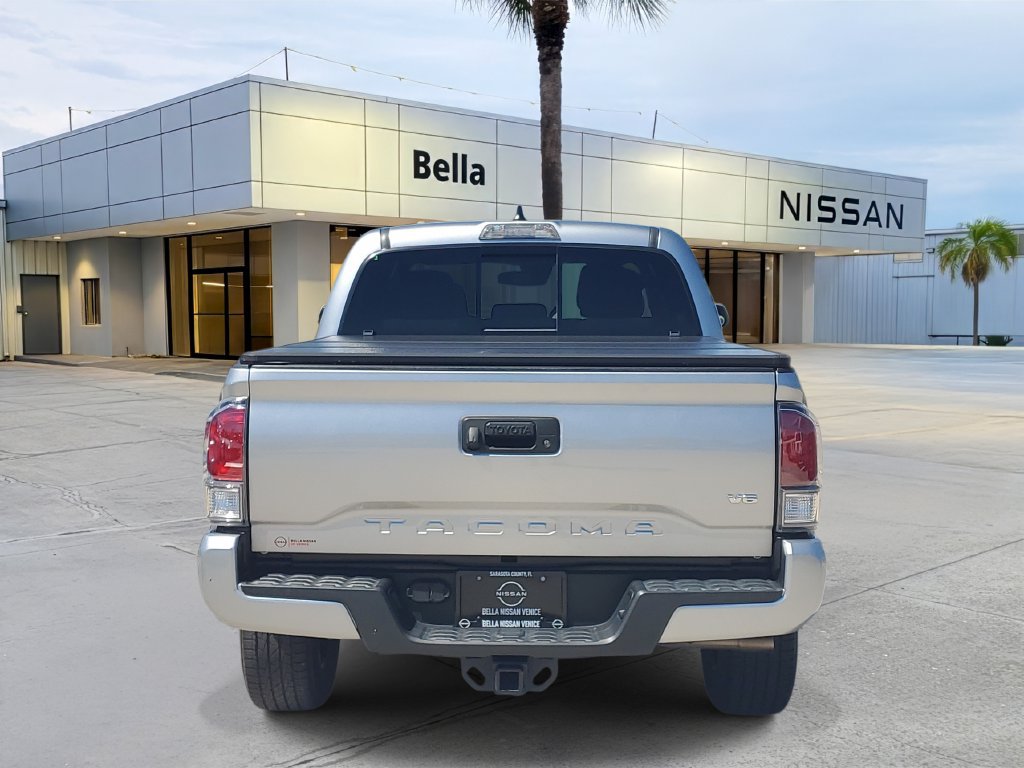 Used 2023 Toyota Tacoma TRD Sport RWD image 5