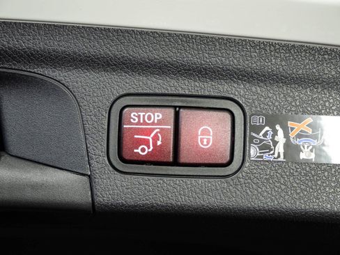 Used 2026 Mercedes-Benz GLE 450 4MATIC image 32