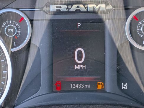 Used 2025 RAM 1500 Tradesman AWD/4WD image 17