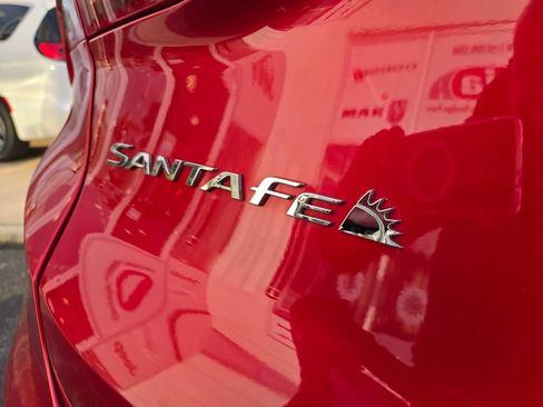 Used 2022 Hyundai Santa Fe SEL w/ Convenience + Premium Package AWD/4WD image 17