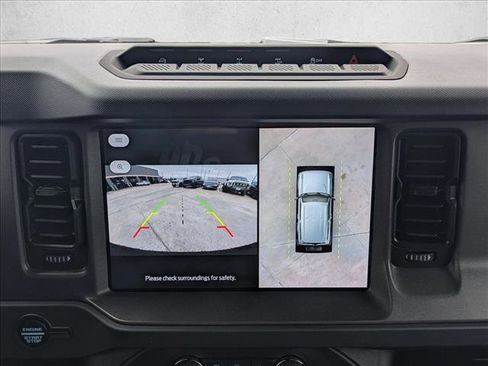 New 2025 Ford Bronco Badlands image 14