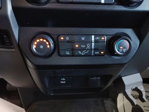 Used 2020 Ford F250 XL w/ Power Equipment Group RWD image 29