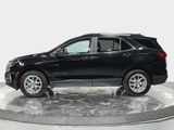Used 2022 Chevrolet Equinox LT image 2