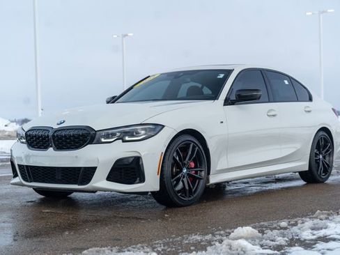 Used 2022 BMW M340i xDrive M340i xDrive w/ Premium Package image 3