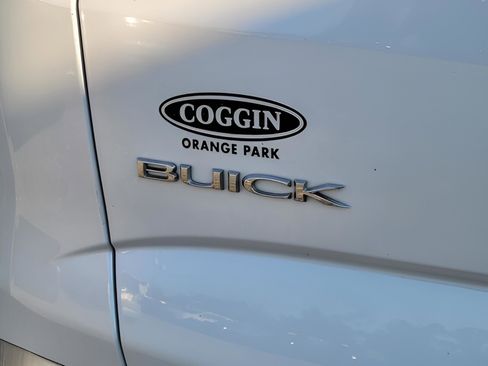 Used 2018 Buick Enclave Avenir w/ Avenir Technology Package image 23