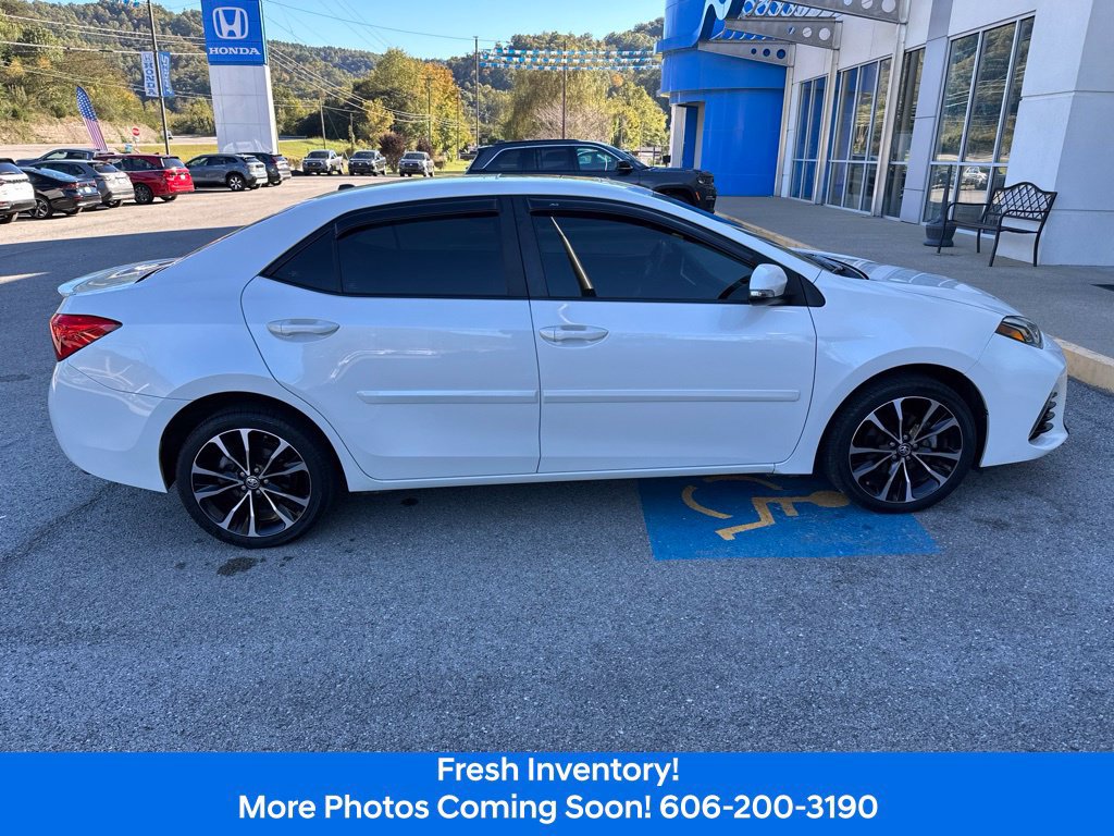 Used 2018 Toyota Corolla XSE FWD image 6