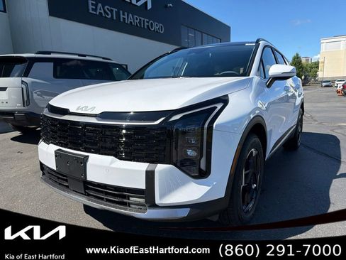 New 2026 Kia Sportage EX AWD/4WD image 3