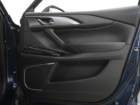 Used 2022 MAZDA CX-9 Touring w/ Touring Premium Package image 9