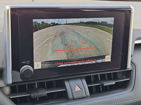 Used 2024 Toyota RAV4 XLE FWD image 22