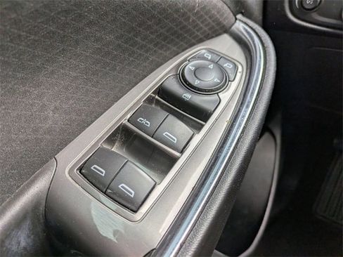 Used 2017 Chevrolet Malibu LT image 27