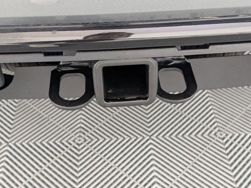 Certified 2025 Chevrolet Tahoe Z71 AWD/4WD image 33