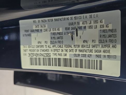 Used 2024 MAZDA MAZDA3 s FWD image 35