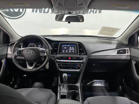 Used 2018 Hyundai Sonata SE FWD image 17