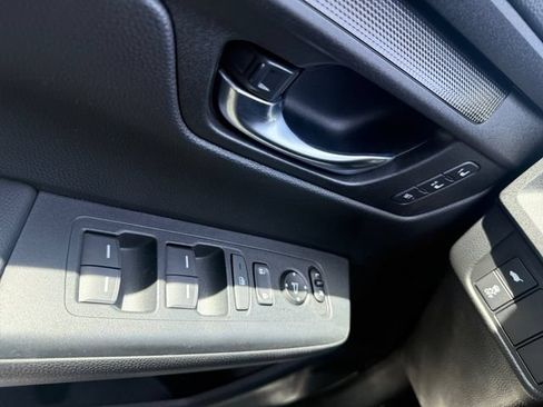 Used 2025 Honda CR-V Sport-L image 25