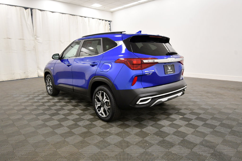 Certified 2023 Kia Seltos EX AWD/4WD image 5
