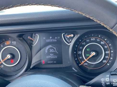 Used 2024 Jeep Wrangler Unlimited Sport AWD/4WD image 22