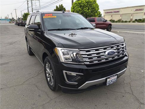 Used 2018 Ford Expedition Limited RWD image 3