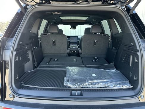 New 2026 GMC Acadia Elevation w/ Black Edition image 33