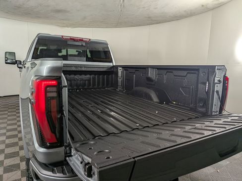 New 2026 GMC Sierra 3500 AT4 w/ AT4 Premium Plus Package image 9