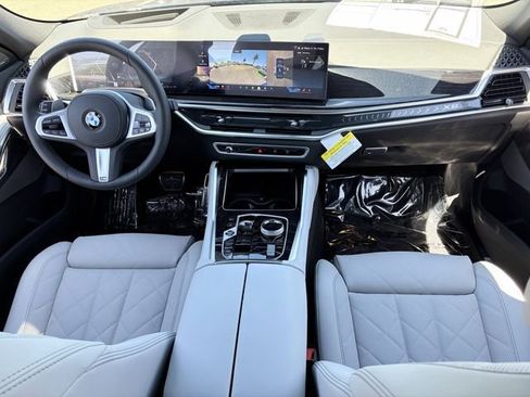 New 2026 BMW X6 xDrive40i w/ Executive Package AWD/4WD image 15