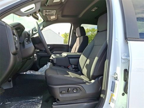 New 2026 Chevrolet Silverado 2500 Custom w/ Custom Value Package image 9