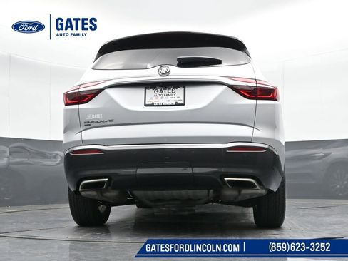 Used 2020 Buick Enclave Premium w/ Surround and Sites Package AWD/4WD image 38