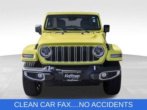 Used 2024 Jeep Wrangler Unlimited Sahara AWD/4WD image 3