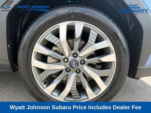 Used 2025 Subaru Forester Touring AWD/4WD image 12