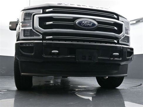 Used 2022 Ford F350 Platinum image 30